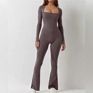 Qinsen Chic Taupe Women's Jumpsuit